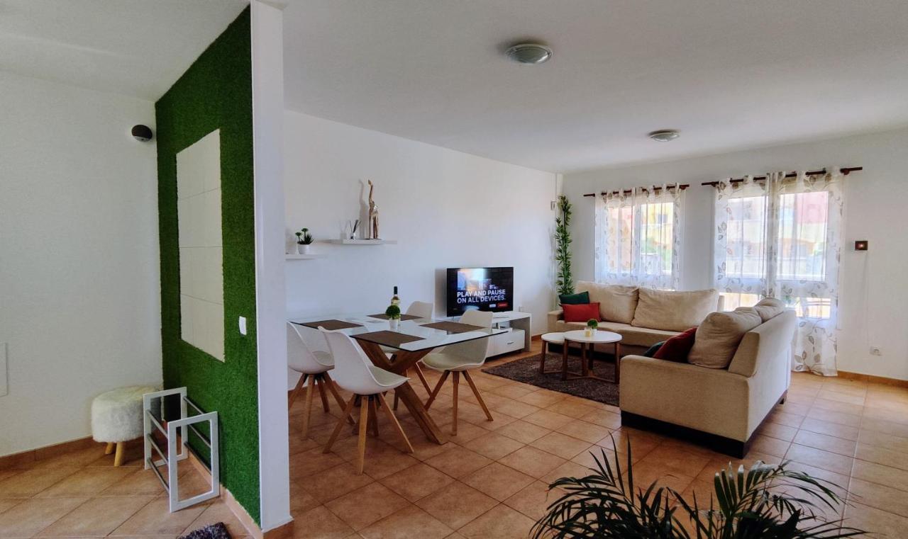 Tres Islas Apartment - 70 M2 Private Terrace 코라레호 외부 사진